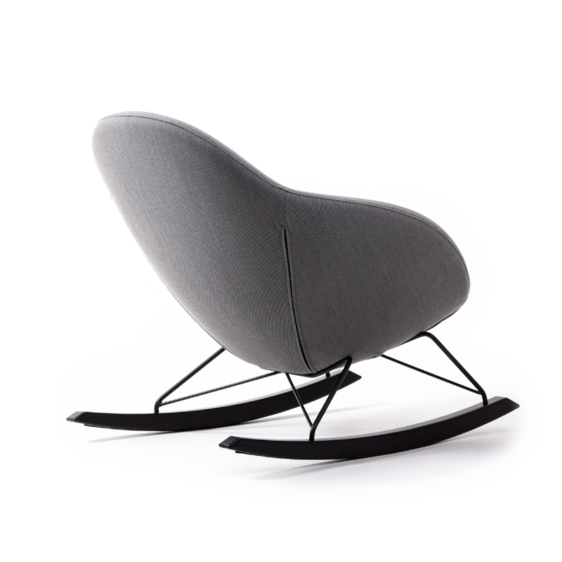 Bejot-Vieni-loungestoel-kantoorstoel-schommelstoel-horecastoel-wachtruimte-receptie-stoel