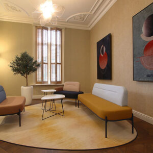 Bejot-Leaf-Pod-akoestische-oplossingen-kantoormeubilair-kantoor-kantoorinrichting-modulair-treinzitje-bank