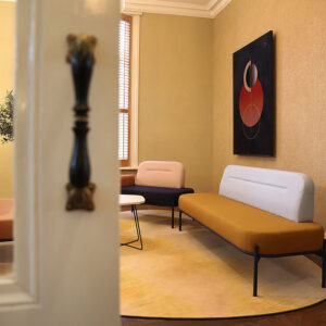 Bejot-Leaf-Pod-akoestische-oplossingen-kantoormeubilair-kantoor-kantoorinrichting-modulair-treinzitje-bank